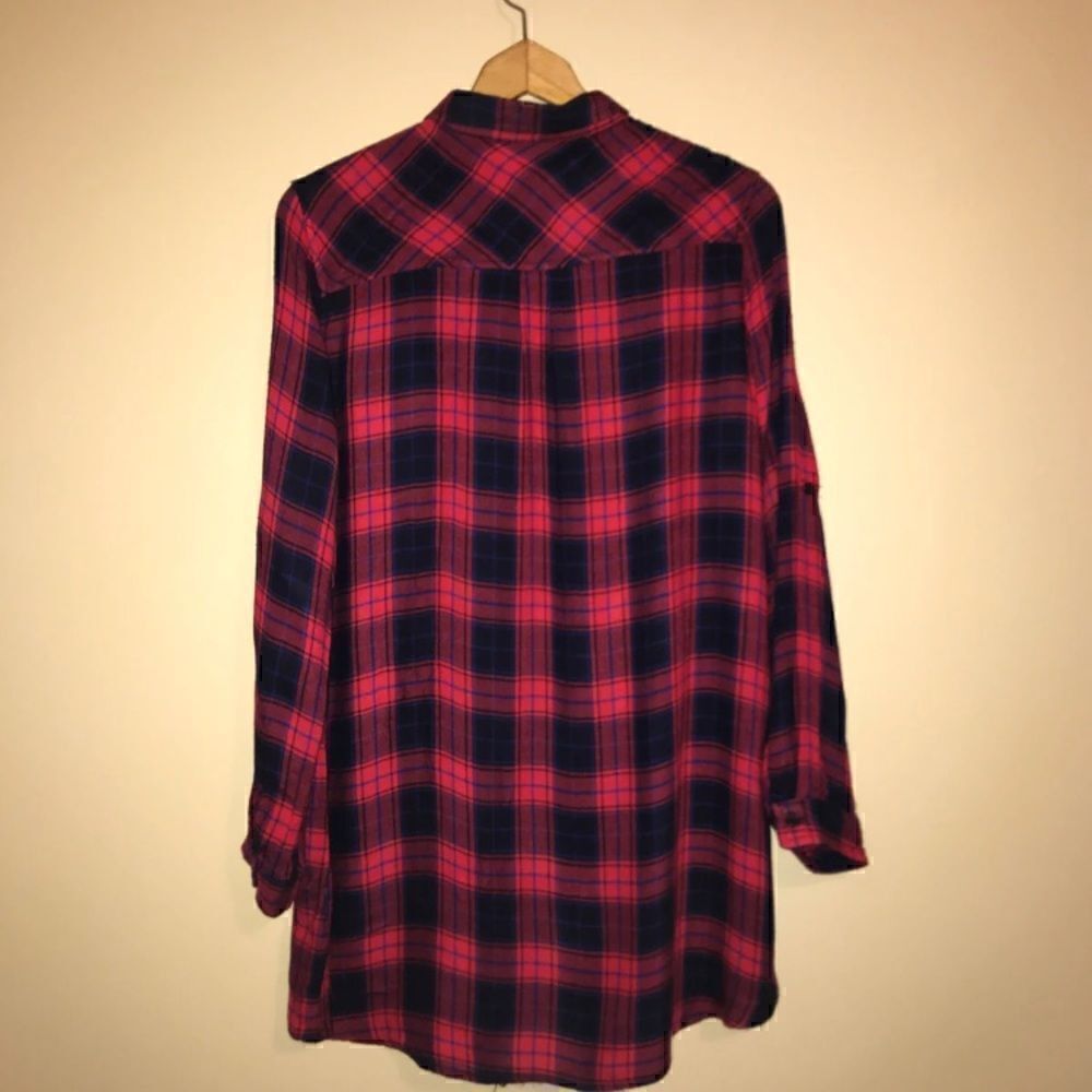 Re-Order Plaid Shirt: Medium - Picture 3 of 3